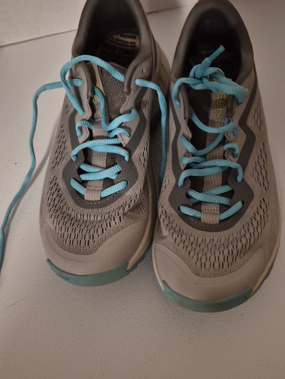 Keen Women's Gray Athletic Shoes with Light Blue Laces